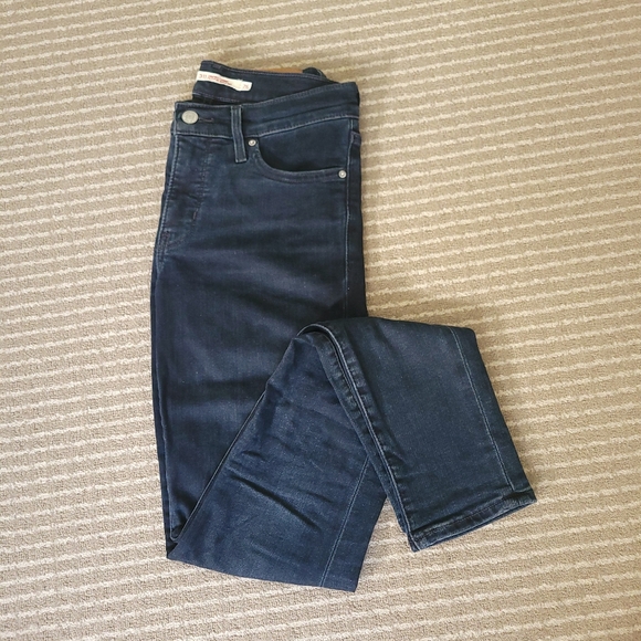 Levi's 311 Shaping Skinny Jean, size 26 - Picture 1 of 6